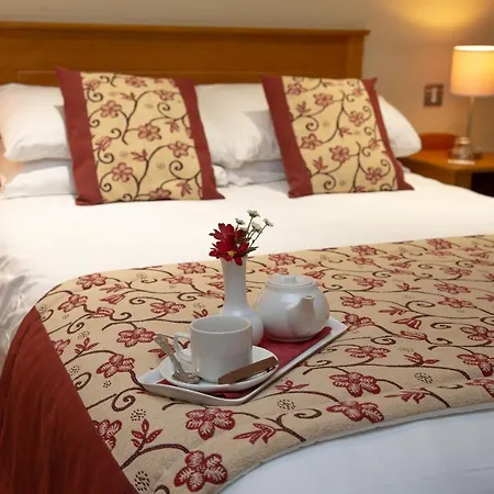 Hotel Peacockes 3*